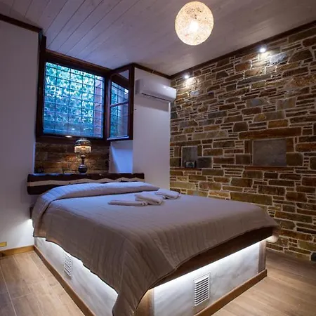 The Backyard Fisherman's House *