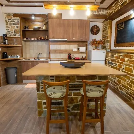 度假居 The Backyard Fisherman's House