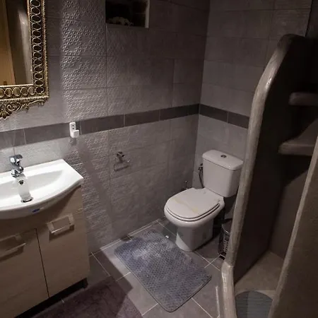 The Backyard Fisherman's House 卡托加兹阿